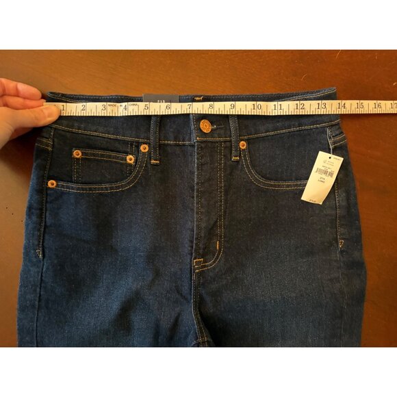 GAP 70s Flare High Rise Dark Wash Denim Jeans Size 27 or Size 4 LONG TALL - Picture 7 of 12